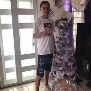 Meet your Posher, Jonathan